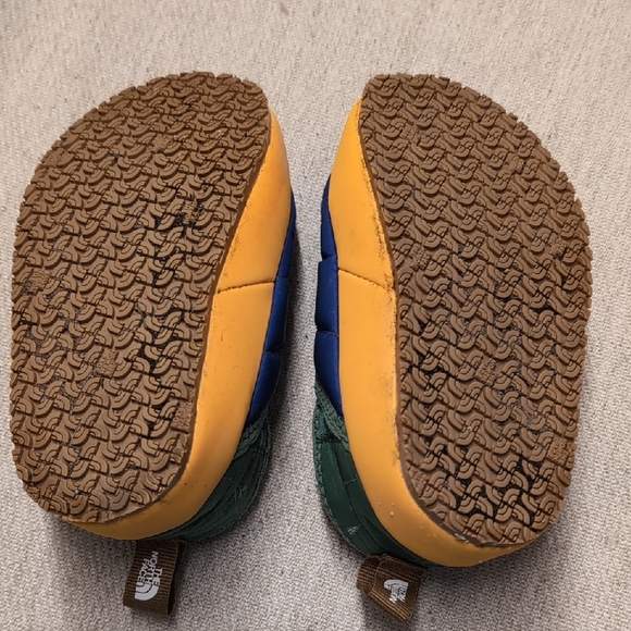The North Face Kids Blue and Green Slip On Shoes - Picture 4 of 7